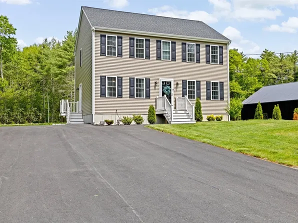 111 Spruce St, Middleboro, MA 02346
