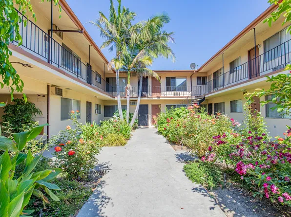 Parthenia Twin Apartments