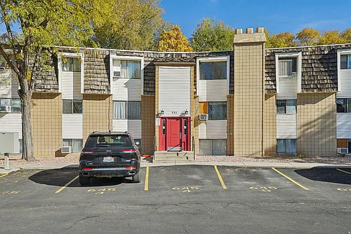 645 Swenson Ave #3 Photo 1