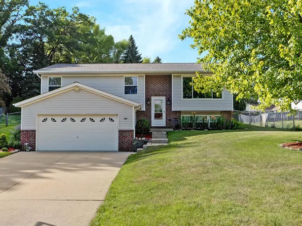 422 Scott COURT, Hartford, WI 53027