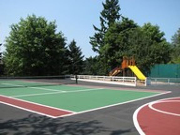 Tennis Court / Play Area