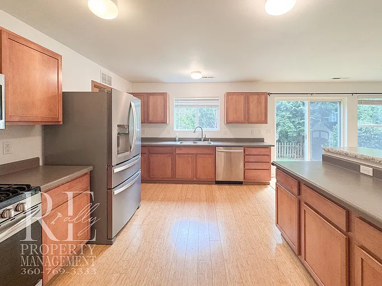 21050 Brevik Pl NW — Photo 9