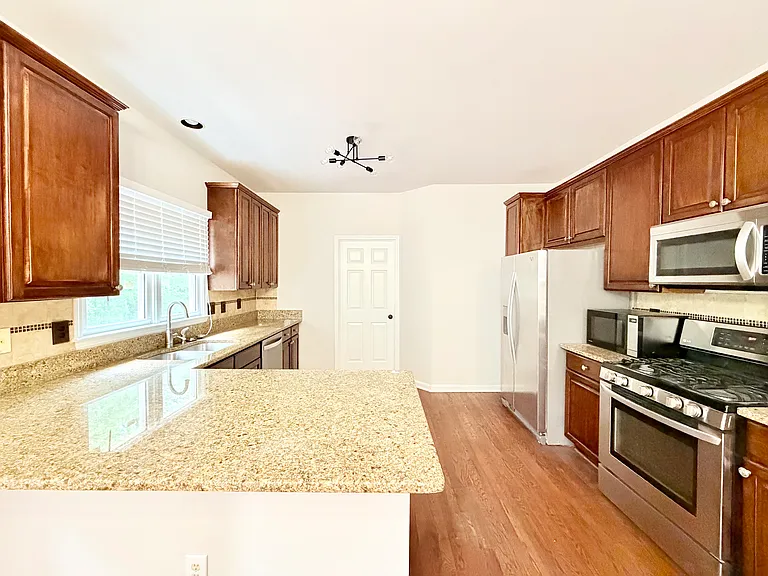 5010 Tidewater Way — Photo 10