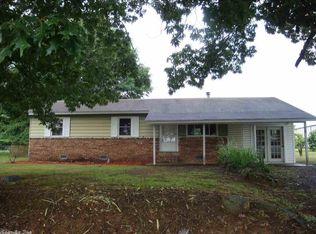 128 Bailey St, Searcy, AR 72143