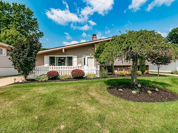 2nd image of 1198 Giesse Dr