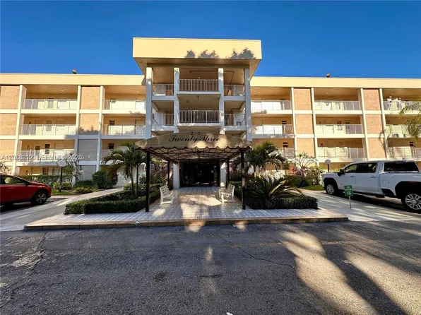 2601 S Course Dr APT 206, Pompano Beach, FL 33069