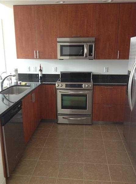 1st image of 411 NE 3rd Ave #100