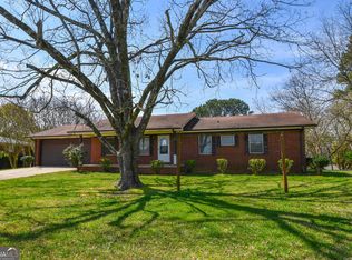 5001 Whites Mill Rd, Gainesville, GA 30504