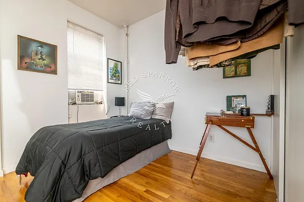 Rented by Red Sparrow Realty Group | media 4