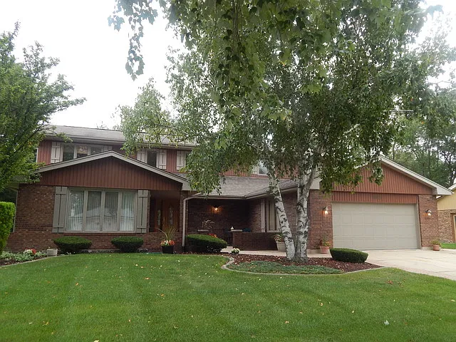 6627 Sheffield Ln photo 1