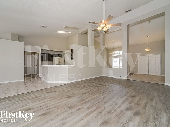 4th image of 2841 Picadilly Cir