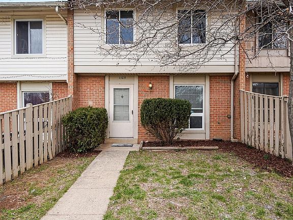 2nd image of 1105 Whitewater Pl