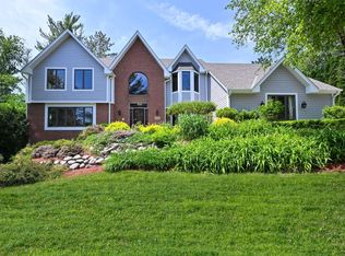 3165 Brehon Ct, Brookfield, WI 53005