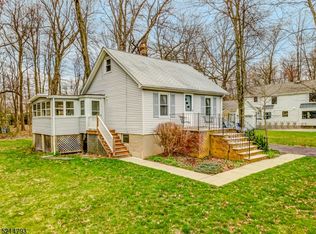 5 Fairfield Ave, Warren, NJ 07059