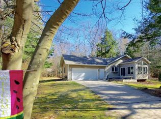 5018 Scenic Dr, Whitehall, MI 49461