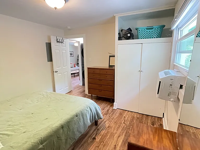 Back bedroom