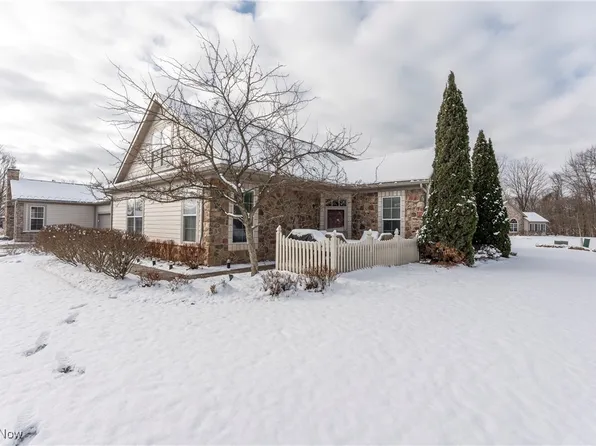 306 Sandover Dr, Aurora, OH 44202