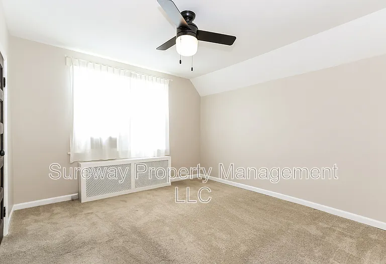 1 Chestnut Ave #B — Photo 12