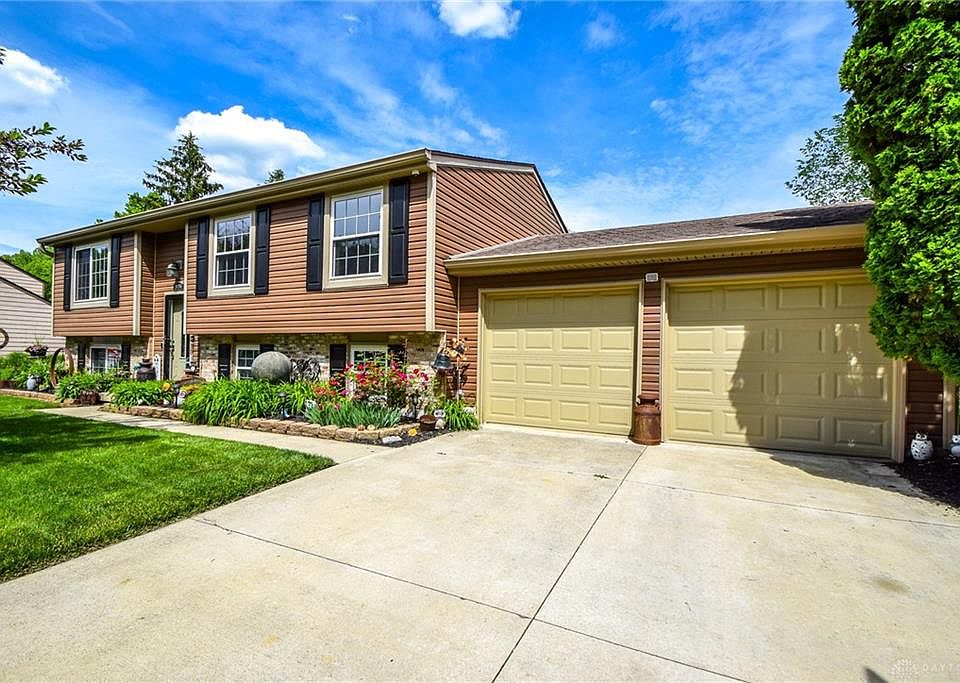 1st image of 1674 Bledsoe Dr