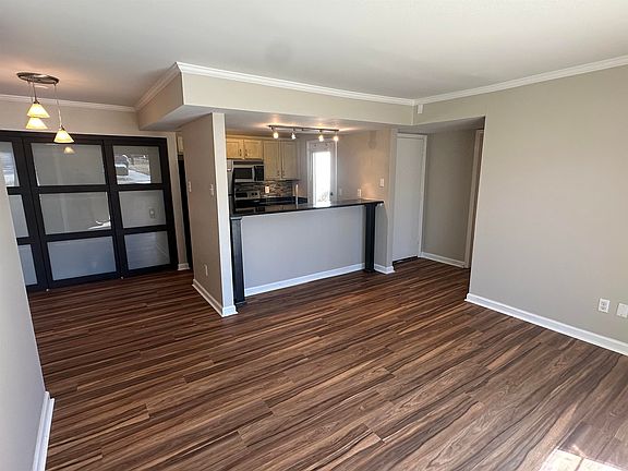 4th image of 6699 Whispering Oak Pl APT 1