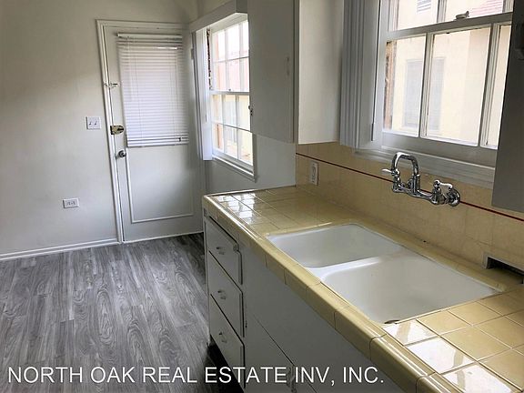 5th image of 1751 Grevelia St