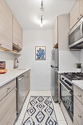 Sold by Compass | media 6