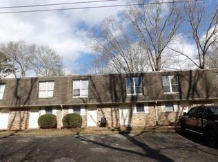 1818 Richardson St, Guntersville, AL 35976