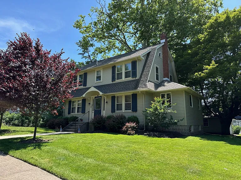 194 Shewell Ave — Photo 11