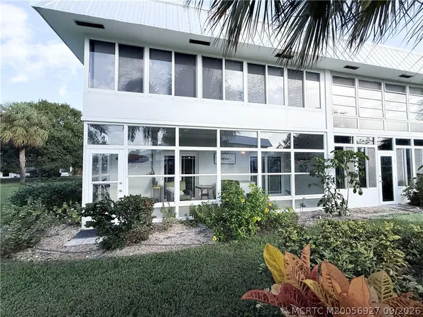 2929 SE Ocean Blvd APT 137-1, Stuart, FL 34996