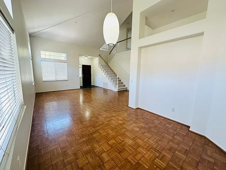 26253 King Edwards Dr — Photo 8