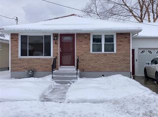 6 Krakow St, Lackawanna, NY 14218