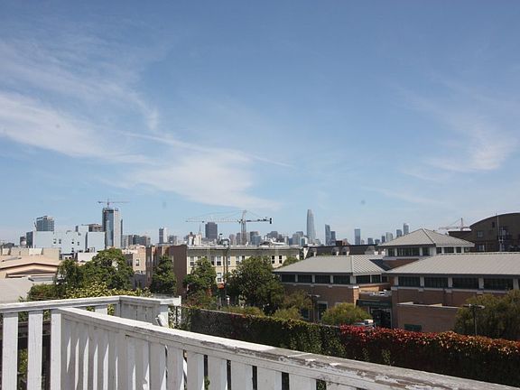 4th image of 47 Dearborn St