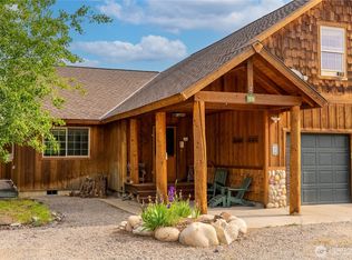 302 Cascadian Ct #18, Winthrop, WA 98862