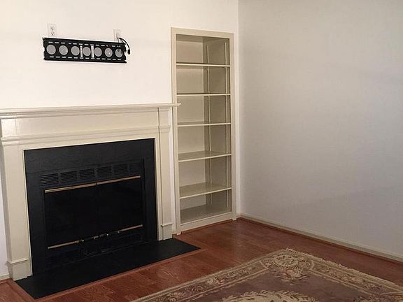 4th image of 10714 Kings Riding Way APT 101-21