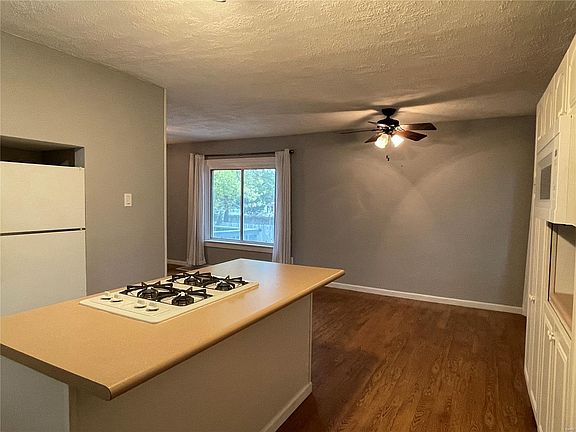 5th image of 5506 Maxwell Ave