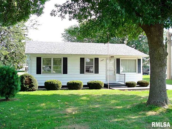2nd image of 2093 Baird Ave