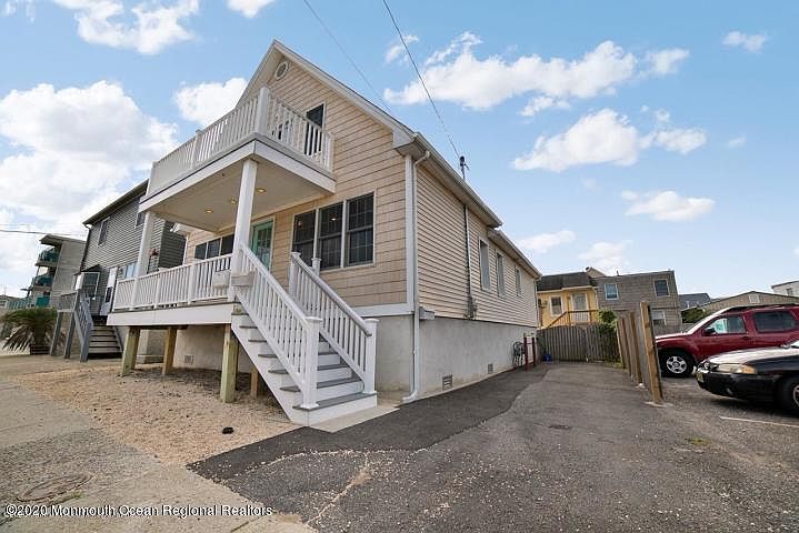 1st image of 31 Kearney Ave #2