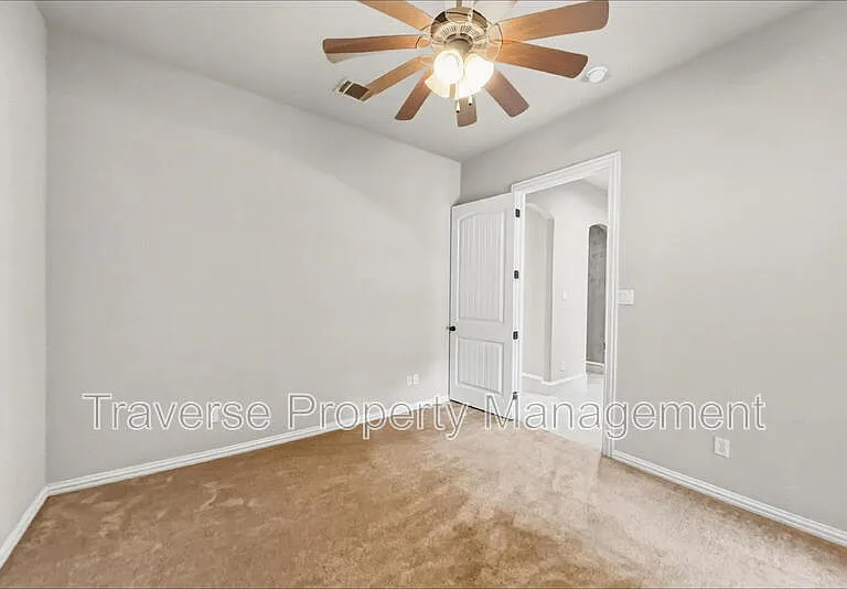 129 Acorn Ln — Photo 21