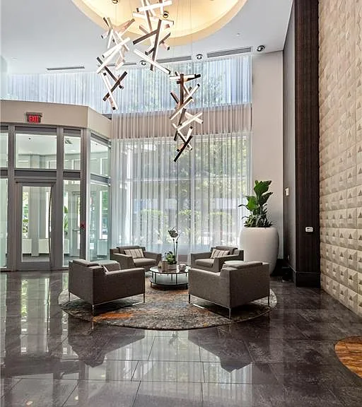 1080 Peachtree St NE #1411 — Photo 3