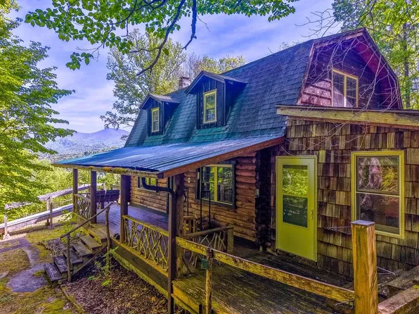 315 Ramblewood Rd, Franklin, NC 28734
