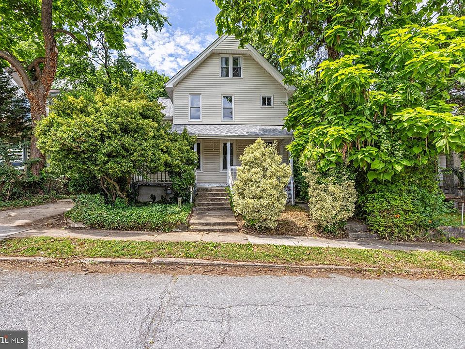 1st image of 4108 33rd St