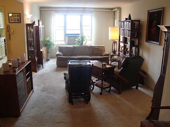 5th image of 11250 78th Ave APT 4F