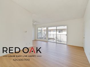 1035 1/4 N Edinburgh Ave #14, Los Angeles, CA 90046