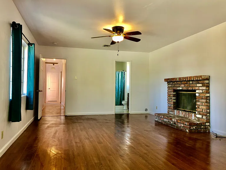 1223 E Workman Ave — Photo 9