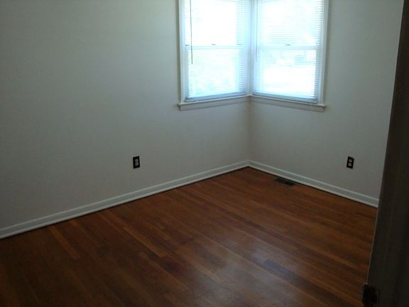 5th image of 1204 75th St