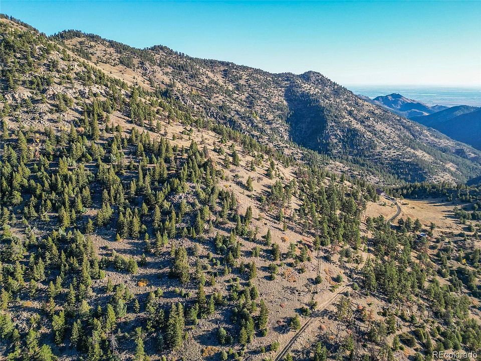 1st image of 745 Nugget Hill Road