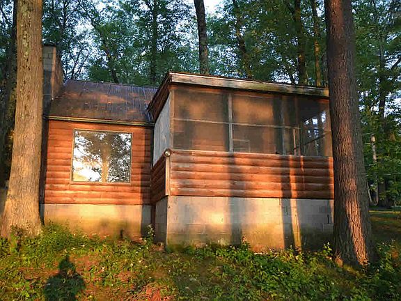 3rd image of 48 Louise Ln #44