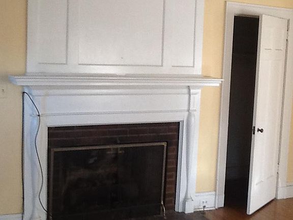 3rd image of 12585 Clifton Blvd
