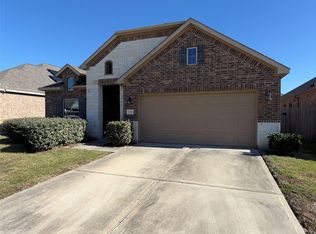 3010 Royal Albatross Dr, Texas City, TX 77590
