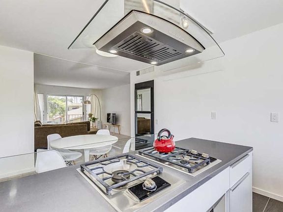 4th image of 520 W Clarendon Ave #Fa2